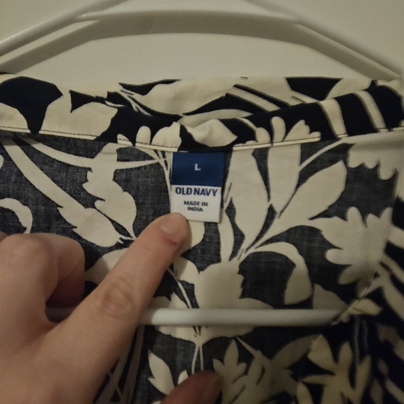 Old Navy Navy and White Floral Maxi Dress - Picture 6 of 8